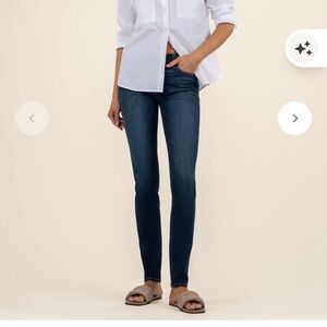 Kut from the Kloth Classic Blue Diana Skinny Straight Leg Denim Jeans